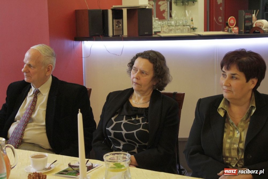 Zdjęcie w galerii na portalu naszraciborz.pl: Doroczna odprawa OC w Raciborskiej wiadomości z regionu