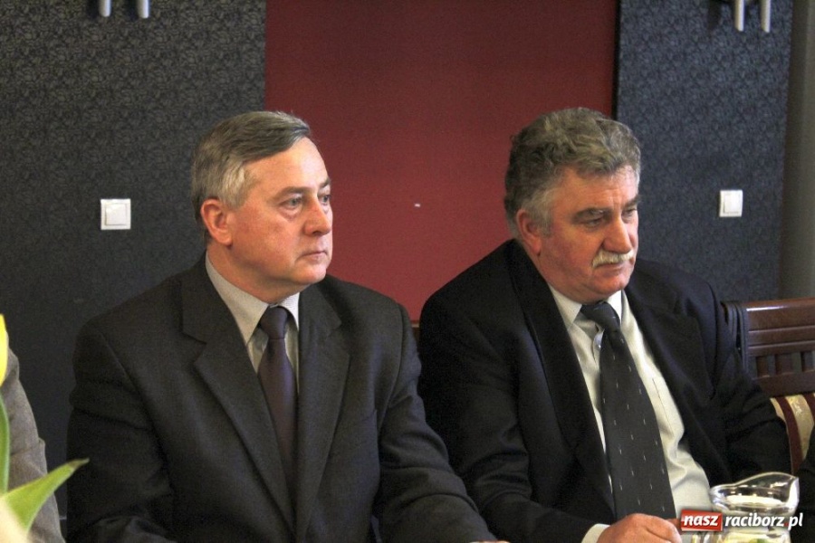 Zdjęcie w galerii na portalu naszraciborz.pl: Doroczna odprawa OC w Raciborskiej wiadomości z regionu