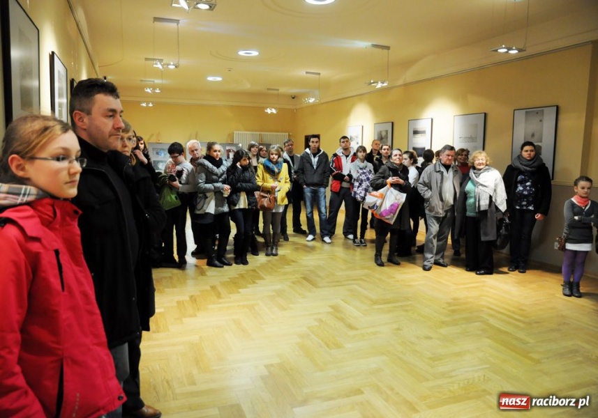 Zdjęcie w galerii na portalu naszraciborz.pl: Nauczyli się patrzeć na świat wiadomości z regionu