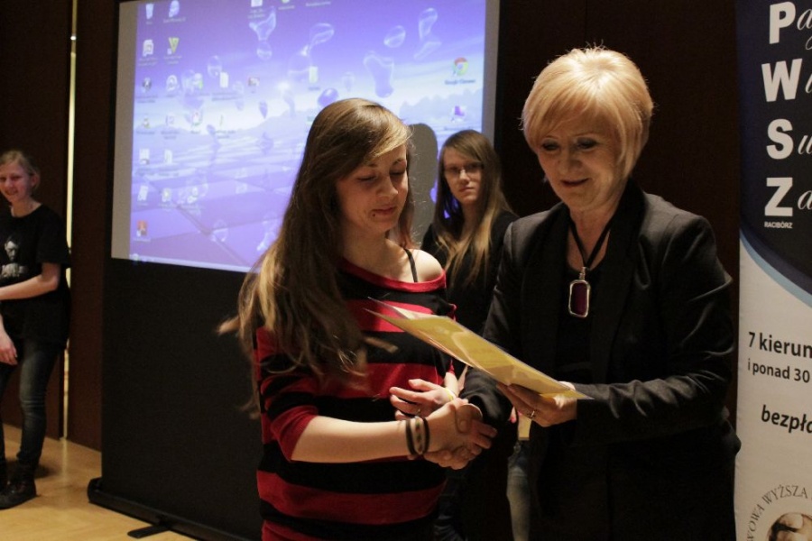 Zdjęcie w galerii na portalu naszraciborz.pl: Nauczyli się patrzeć na świat wiadomości z regionu