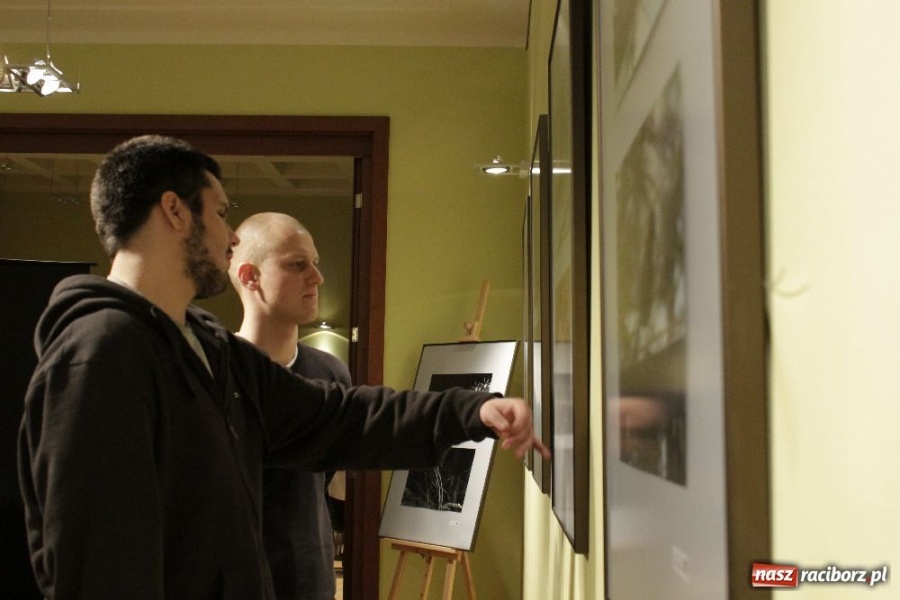 Zdjęcie w galerii na portalu naszraciborz.pl: Nauczyli się patrzeć na świat wiadomości z regionu