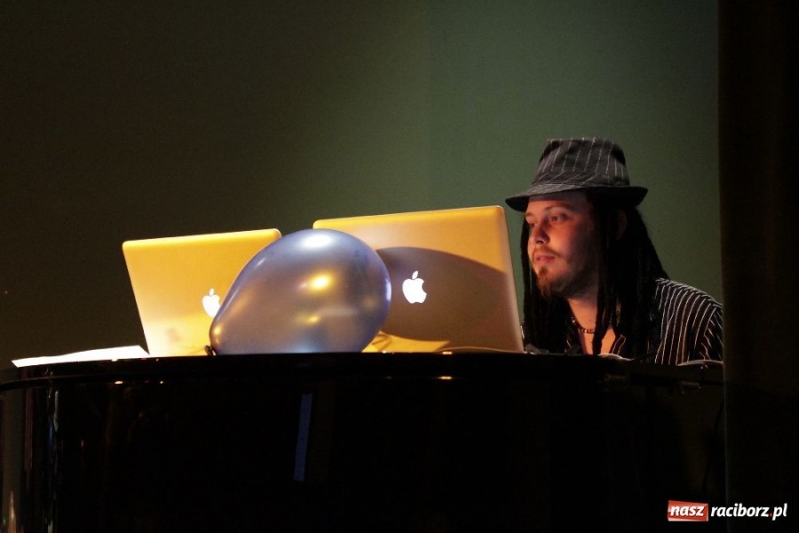 Zdjęcie w galerii na portalu naszraciborz.pl: Spóźnione Walentynki... wiadomości z regionu