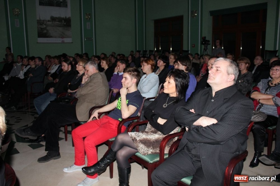 Zdjęcie w galerii na portalu naszraciborz.pl: Spóźnione Walentynki... wiadomości z regionu