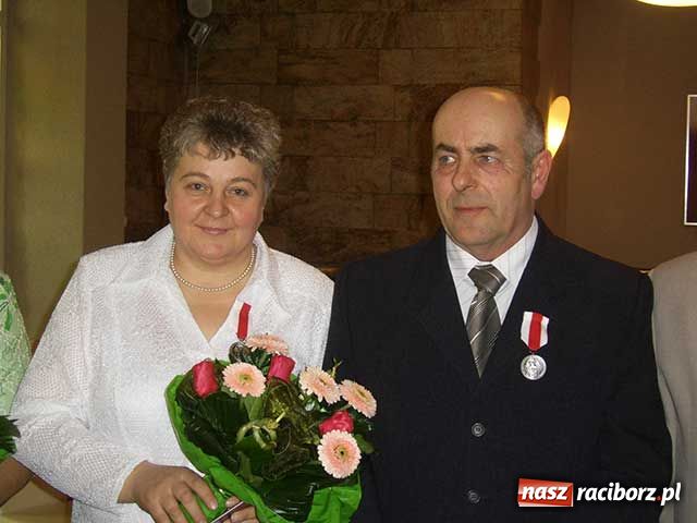 Zdjęcie w galerii na portalu naszraciborz.pl: Służyli Polsce, rodzice dostali medale wiadomości z regionu