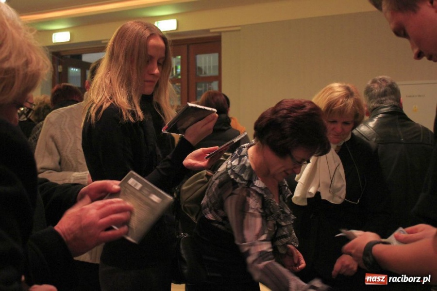 Zdjęcie w galerii na portalu naszraciborz.pl: Recital Edyty Geppert w RCK-u wiadomości z regionu