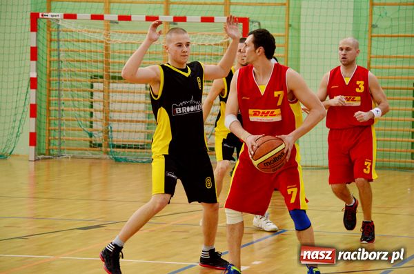 Zdjęcie w galerii na portalu naszraciborz.pl: Młodzi gracze Brooklynu na fali wiadomości z regionu