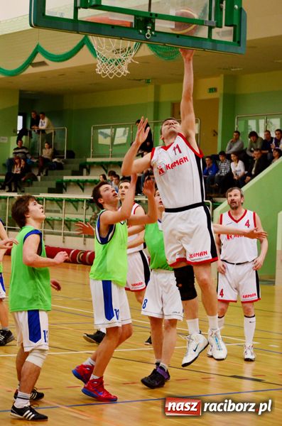 Zdjęcie w galerii na portalu naszraciborz.pl: Młodzi gracze Brooklynu na fali wiadomości z regionu