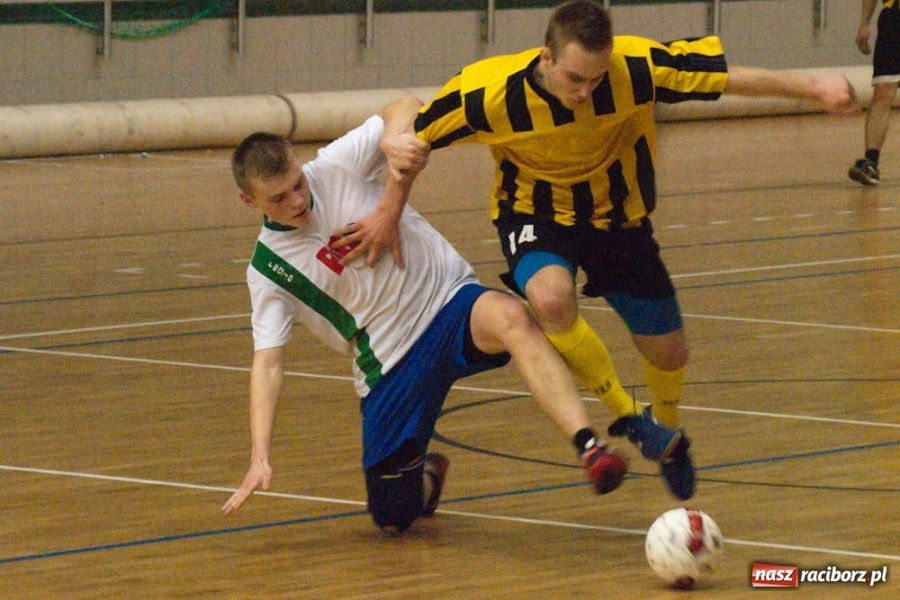 Zdjęcie w galerii na portalu naszraciborz.pl: Festiwal bramek CXT Odry wiadomości z regionu