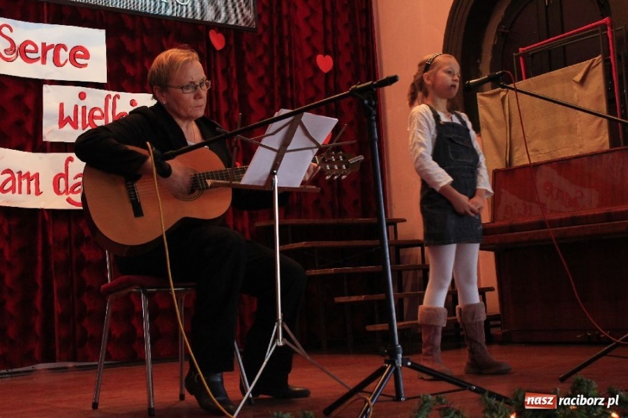 Zdjęcie w galerii na portalu naszraciborz.pl: Śpiewajmy Panu - konkurs w Borucinie wiadomości z regionu