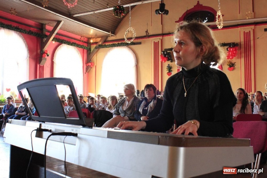 Zdjęcie w galerii na portalu naszraciborz.pl: Śpiewajmy Panu - konkurs w Borucinie wiadomości z regionu