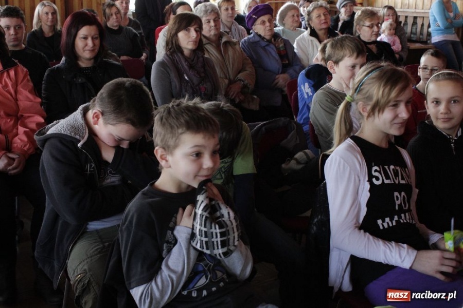 Zdjęcie w galerii na portalu naszraciborz.pl: Śpiewajmy Panu - konkurs w Borucinie wiadomości z regionu