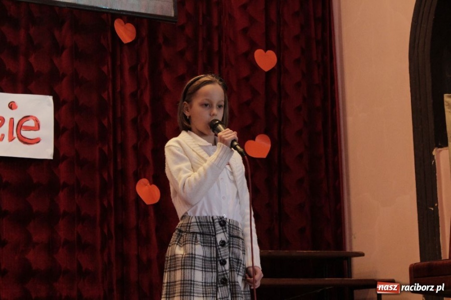 Zdjęcie w galerii na portalu naszraciborz.pl: Śpiewajmy Panu - konkurs w Borucinie wiadomości z regionu