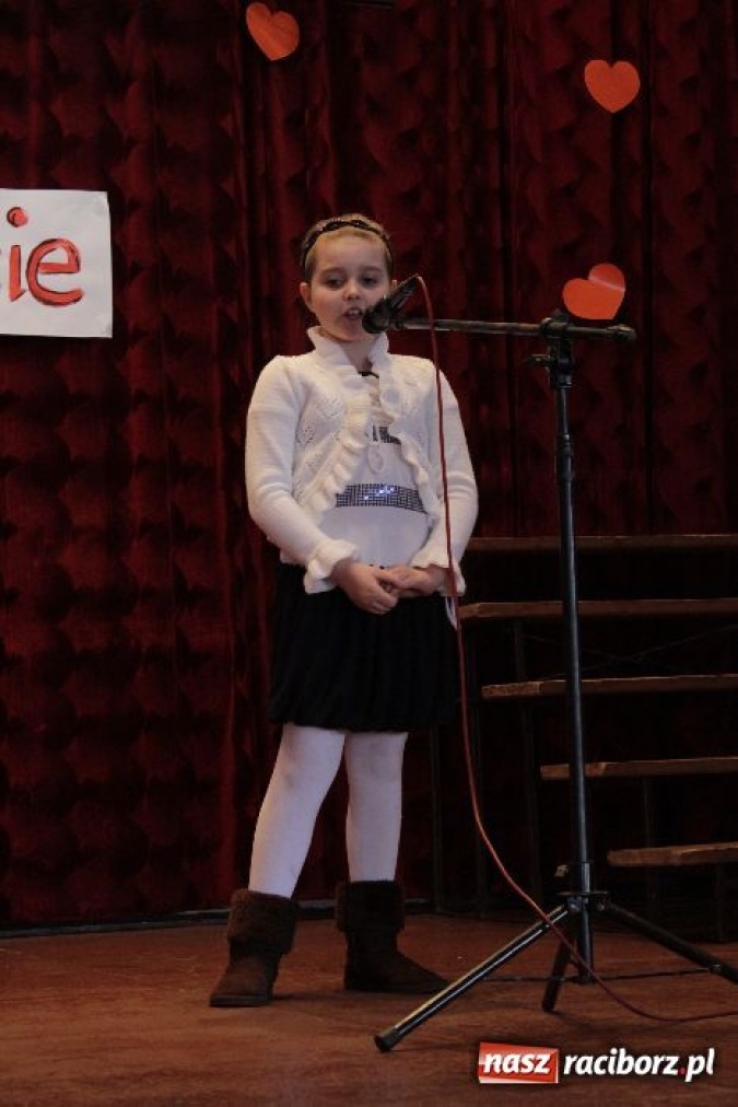 Zdjęcie w galerii na portalu naszraciborz.pl: Śpiewajmy Panu - konkurs w Borucinie wiadomości z regionu