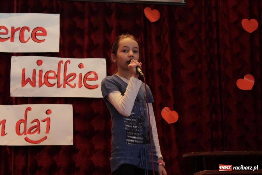 Zdjęcie w galerii na portalu naszraciborz.pl: Śpiewajmy Panu - konkurs w Borucinie wiadomości z regionu