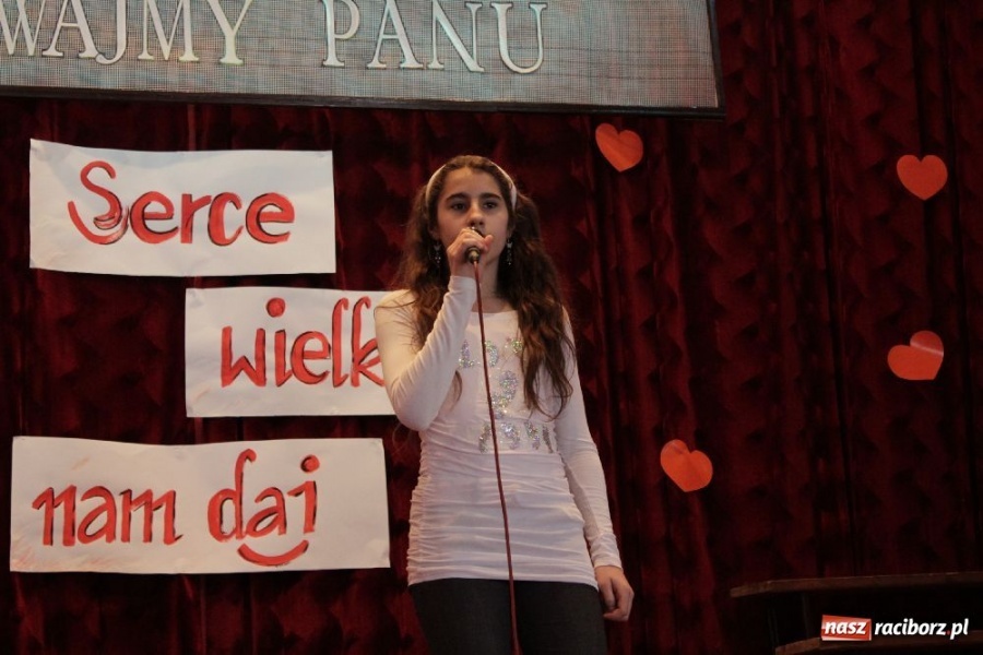 Zdjęcie w galerii na portalu naszraciborz.pl: Śpiewajmy Panu - konkurs w Borucinie wiadomości z regionu