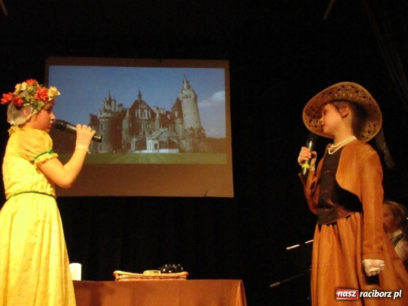 Zdjęcie w galerii na portalu naszraciborz.pl: Baśnie Andersena na deskach MDK-u wiadomości z regionu