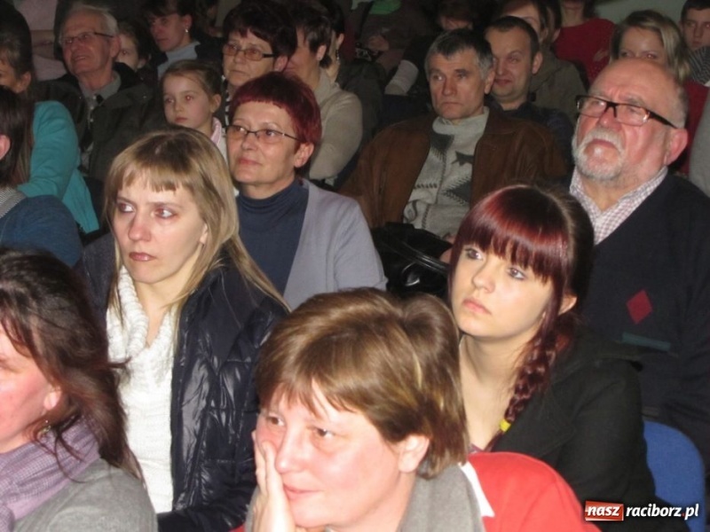 Zdjęcie w galerii na portalu naszraciborz.pl: Baśnie Andersena na deskach MDK-u wiadomości z regionu