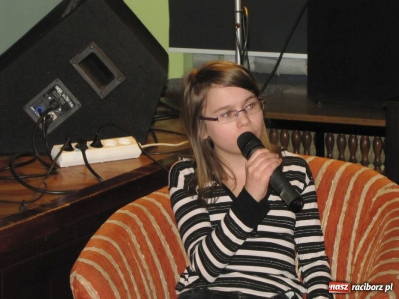 Zdjęcie w galerii na portalu naszraciborz.pl: Baśnie Andersena na deskach MDK-u wiadomości z regionu