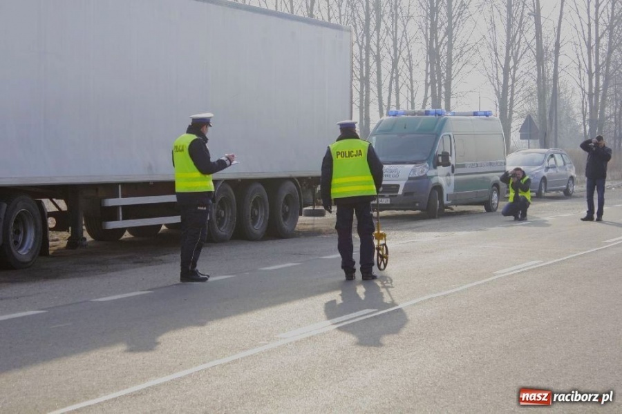 Zdjęcie w galerii na portalu naszraciborz.pl: Poważny wypadek w Roszkowie wiadomości z regionu