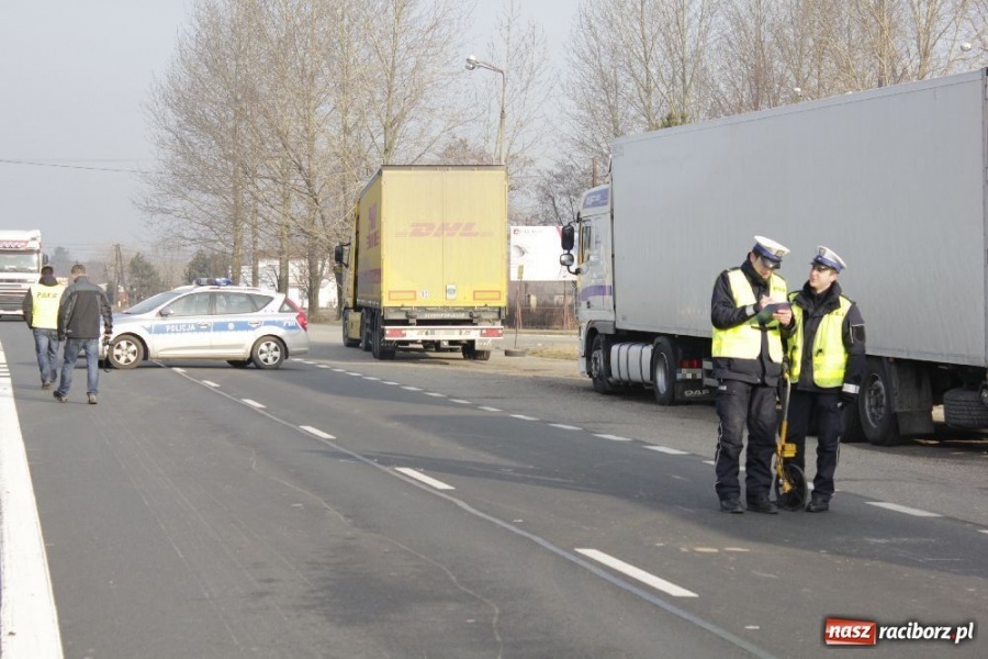 Zdjęcie w galerii na portalu naszraciborz.pl: Poważny wypadek w Roszkowie wiadomości z regionu