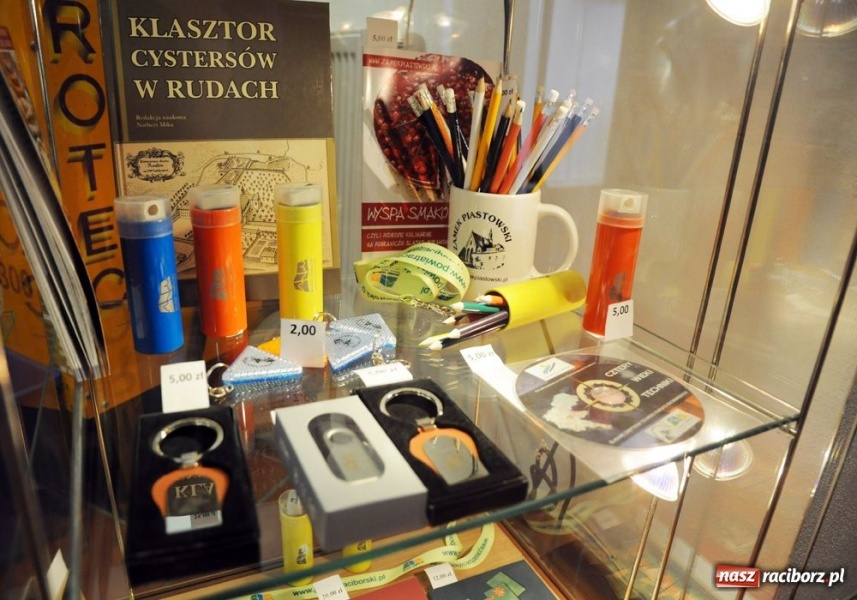 Zdjęcie w galerii na portalu naszraciborz.pl: Pamiątek ci u nas dostatek wiadomości z regionu