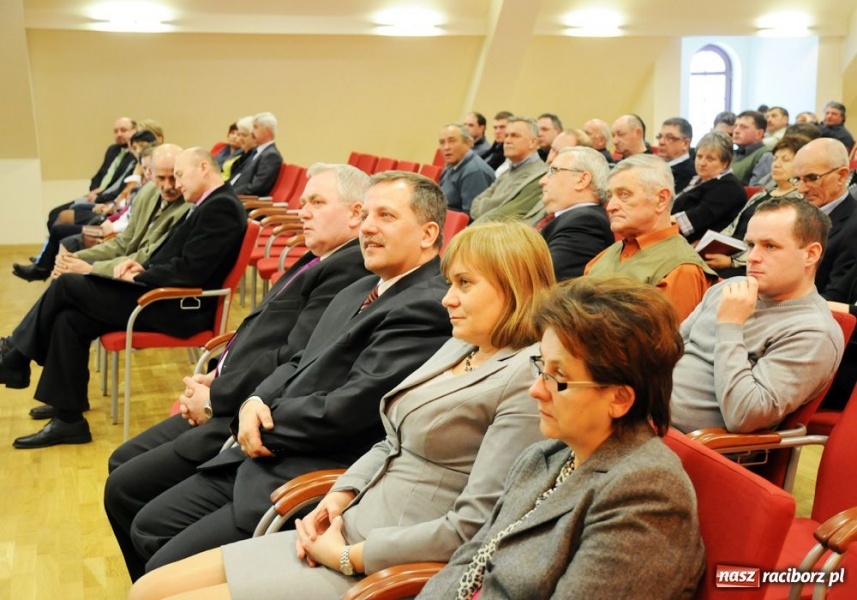 Zdjęcie w galerii na portalu naszraciborz.pl: O wnioskach obszarowych na zamku wiadomości z regionu