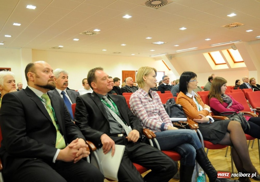 Zdjęcie w galerii na portalu naszraciborz.pl: O wnioskach obszarowych na zamku wiadomości z regionu