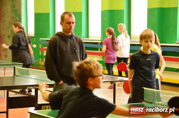 Zdjęcie w galerii na portalu naszraciborz.pl: Ping-pong w wydaniu najmłodszych wiadomości z regionu