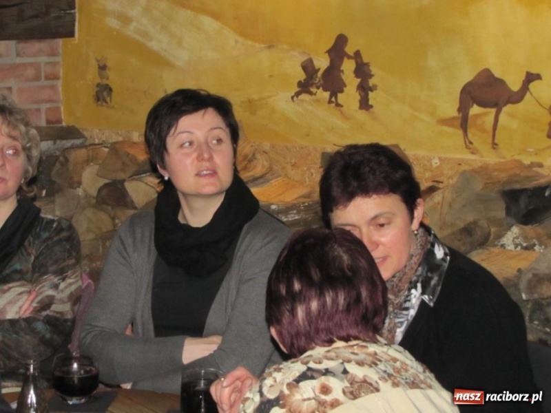 Zdjęcie w galerii na portalu naszraciborz.pl: Smyczkiem po Koniec Świata wiadomości z regionu