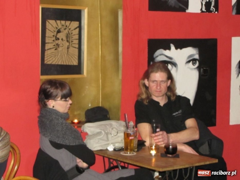 Zdjęcie w galerii na portalu naszraciborz.pl: Smyczkiem po Koniec Świata wiadomości z regionu