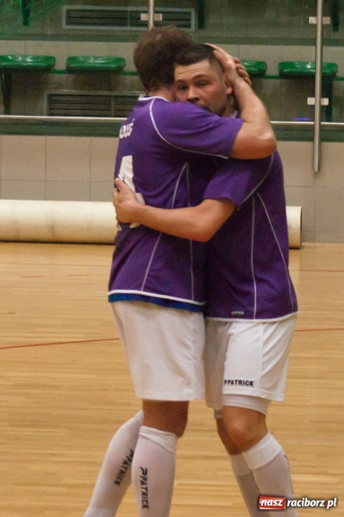 Zdjęcie w galerii na portalu naszraciborz.pl: Sklep Sportowy mistrzem II ligi wiadomości z regionu