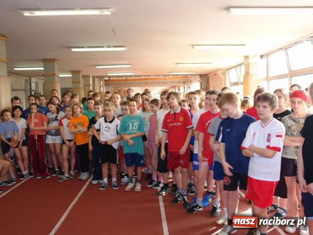 Zdjęcie w galerii na portalu naszraciborz.pl: Halowe Mistrzostwa w Lekkiej Atletyce wiadomości z regionu