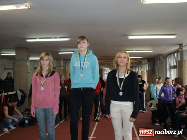 Zdjęcie w galerii na portalu naszraciborz.pl: Halowe Mistrzostwa w Lekkiej Atletyce wiadomości z regionu