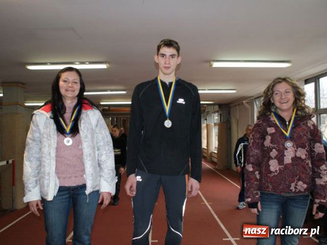 Zdjęcie w galerii na portalu naszraciborz.pl: Halowe Mistrzostwa w Lekkiej Atletyce wiadomości z regionu