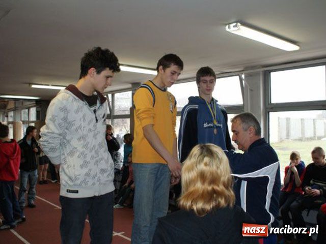Zdjęcie w galerii na portalu naszraciborz.pl: Halowe Mistrzostwa w Lekkiej Atletyce wiadomości z regionu
