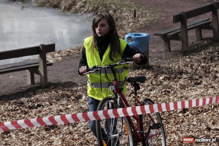 Zdjęcie w galerii na portalu naszraciborz.pl: W Oborze biegali po zdrowie wiadomości z regionu