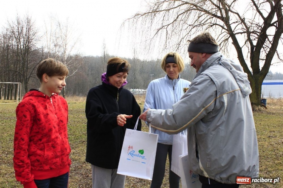 Zdjęcie w galerii na portalu naszraciborz.pl: W Oborze biegali po zdrowie wiadomości z regionu