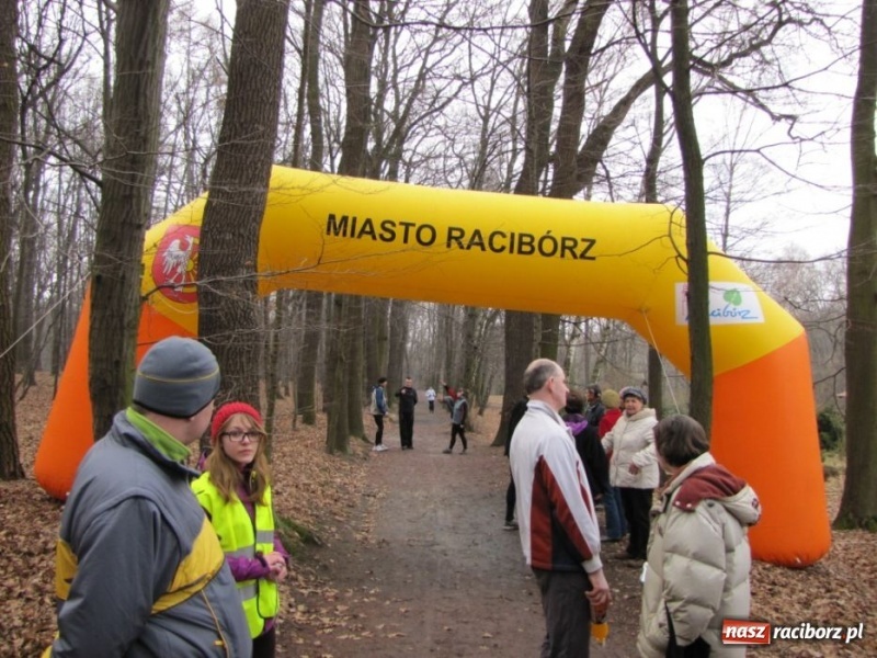 Zdjęcie w galerii na portalu naszraciborz.pl: W Oborze biegali po zdrowie wiadomości z regionu