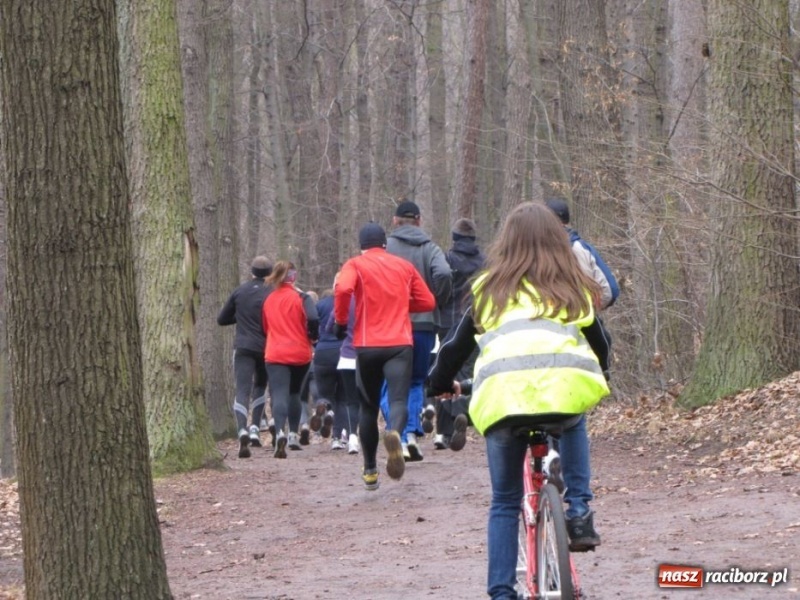 Zdjęcie w galerii na portalu naszraciborz.pl: W Oborze biegali po zdrowie wiadomości z regionu