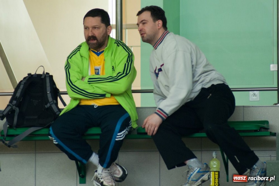 Zdjęcie w galerii na portalu naszraciborz.pl: Obrońcy tytułu za burtą wiadomości z regionu