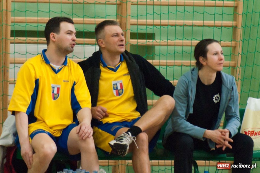 Zdjęcie w galerii na portalu naszraciborz.pl: Obrońcy tytułu za burtą wiadomości z regionu