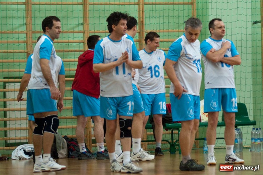 Zdjęcie w galerii na portalu naszraciborz.pl: Obrońcy tytułu za burtą wiadomości z regionu