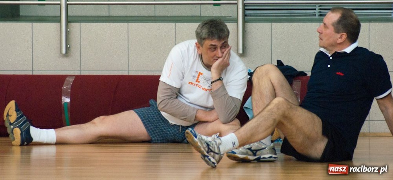 Zdjęcie w galerii na portalu naszraciborz.pl: Obrońcy tytułu za burtą wiadomości z regionu