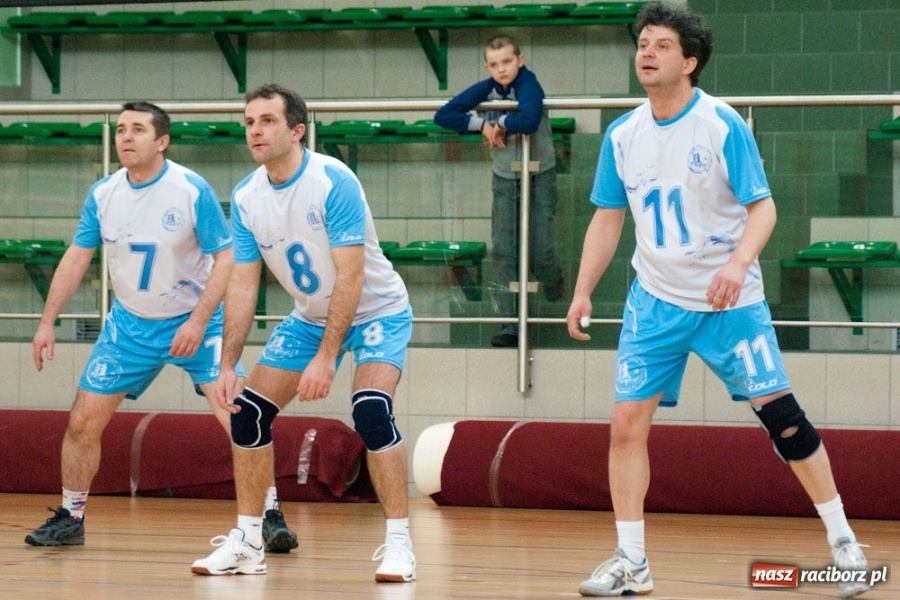 Zdjęcie w galerii na portalu naszraciborz.pl: Obrońcy tytułu za burtą wiadomości z regionu