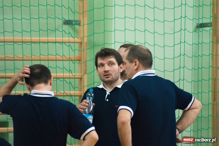 Zdjęcie w galerii na portalu naszraciborz.pl: Obrońcy tytułu za burtą wiadomości z regionu