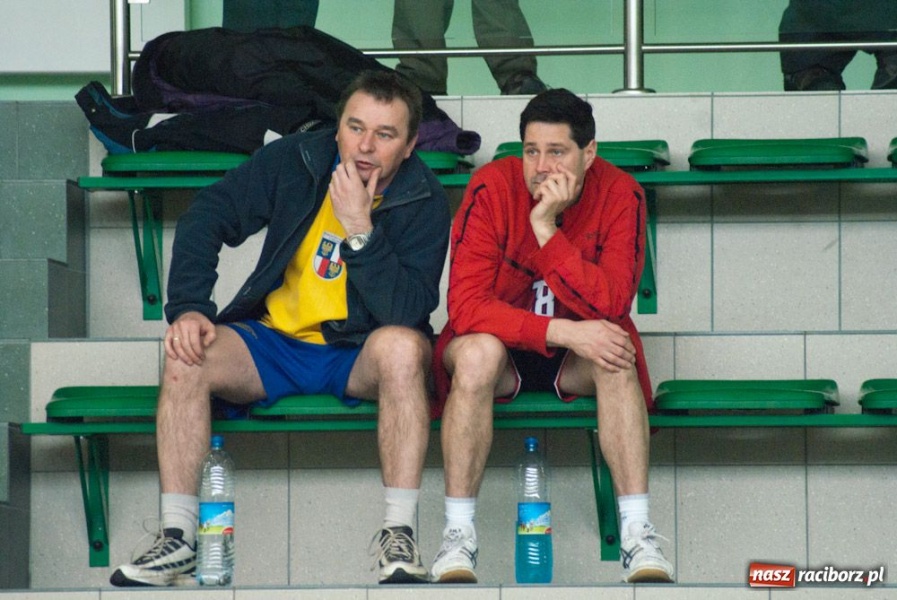 Zdjęcie w galerii na portalu naszraciborz.pl: Obrońcy tytułu za burtą wiadomości z regionu