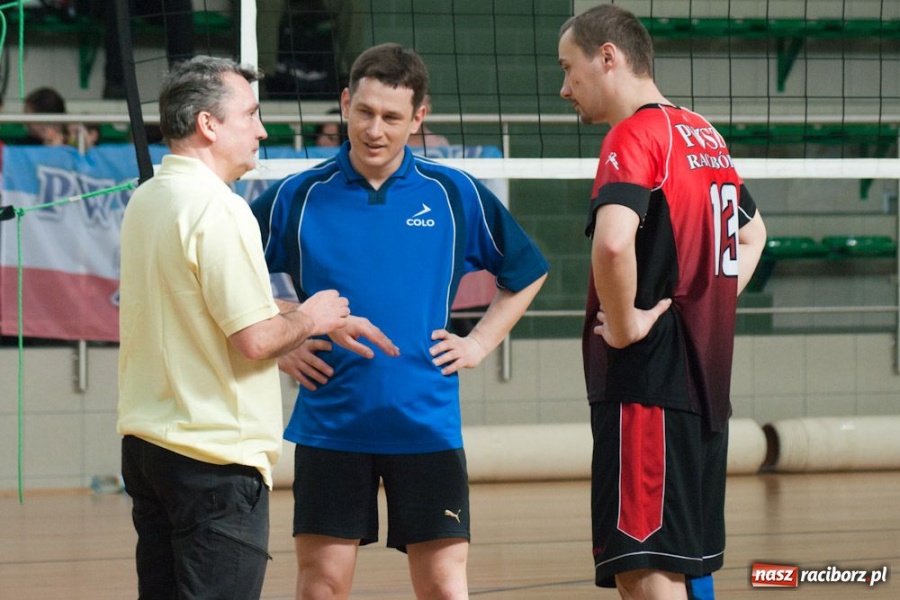 Zdjęcie w galerii na portalu naszraciborz.pl: Obrońcy tytułu za burtą wiadomości z regionu