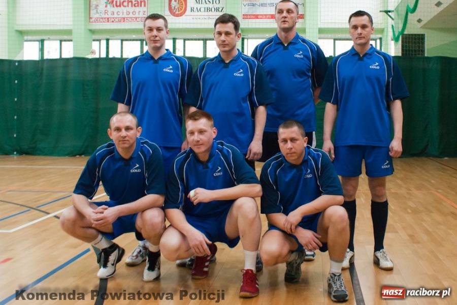 Zdjęcie w galerii na portalu naszraciborz.pl: Obrońcy tytułu za burtą wiadomości z regionu