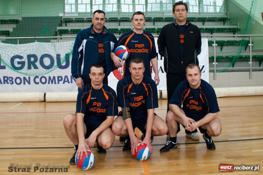 Zdjęcie w galerii na portalu naszraciborz.pl: Obrońcy tytułu za burtą wiadomości z regionu