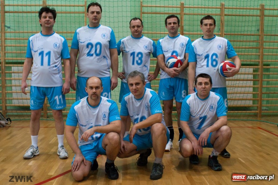 Zdjęcie w galerii na portalu naszraciborz.pl: Obrońcy tytułu za burtą wiadomości z regionu